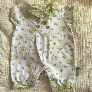 Peter Rabbit Vintage Onesie, premie onsie, baby, unisex, green, white, spring